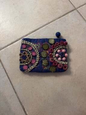 Rising Tide Made in Nepal 100% Wool Floral Boho Clutch Bag Purse
